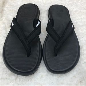 Nike Black Flip Flops